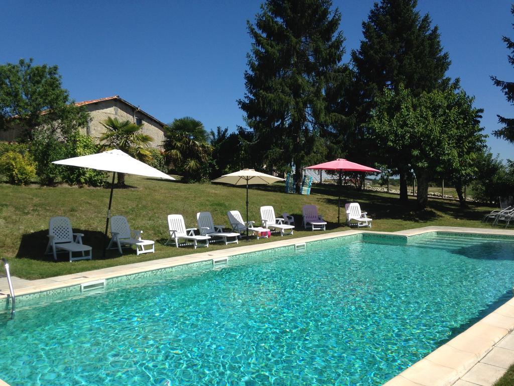 Chez Sarrazin Villa Brossac Exterior photo